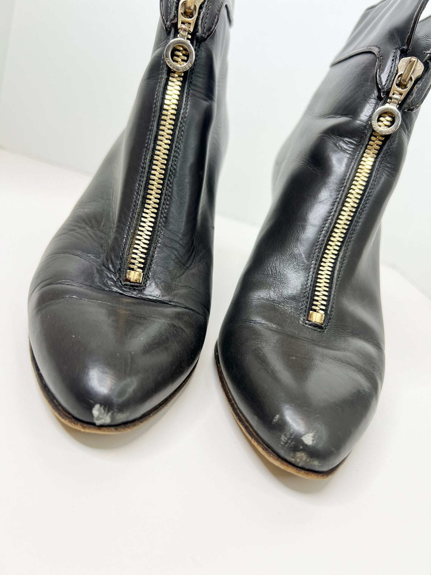 Hugo Boss Women's Brown Leather Boots, Size 39