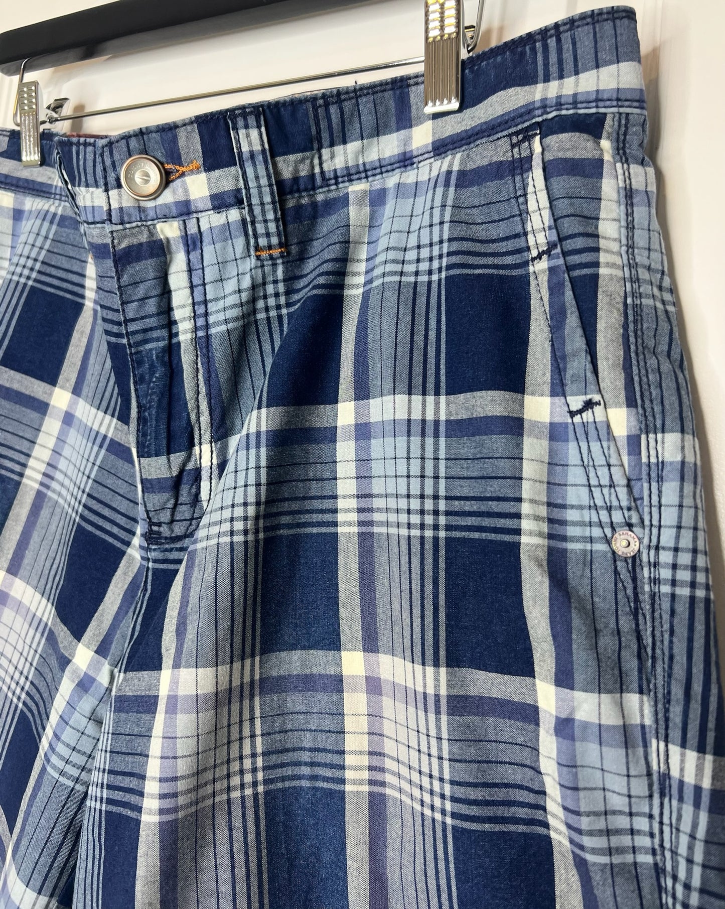 Tommy Bahama Plaid Shorts, Size 35