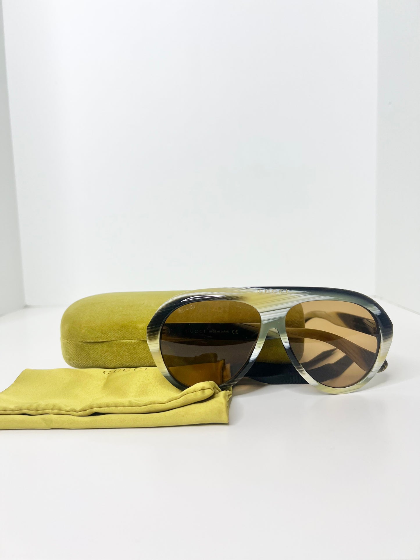 Gucci Oversize Sunglasses