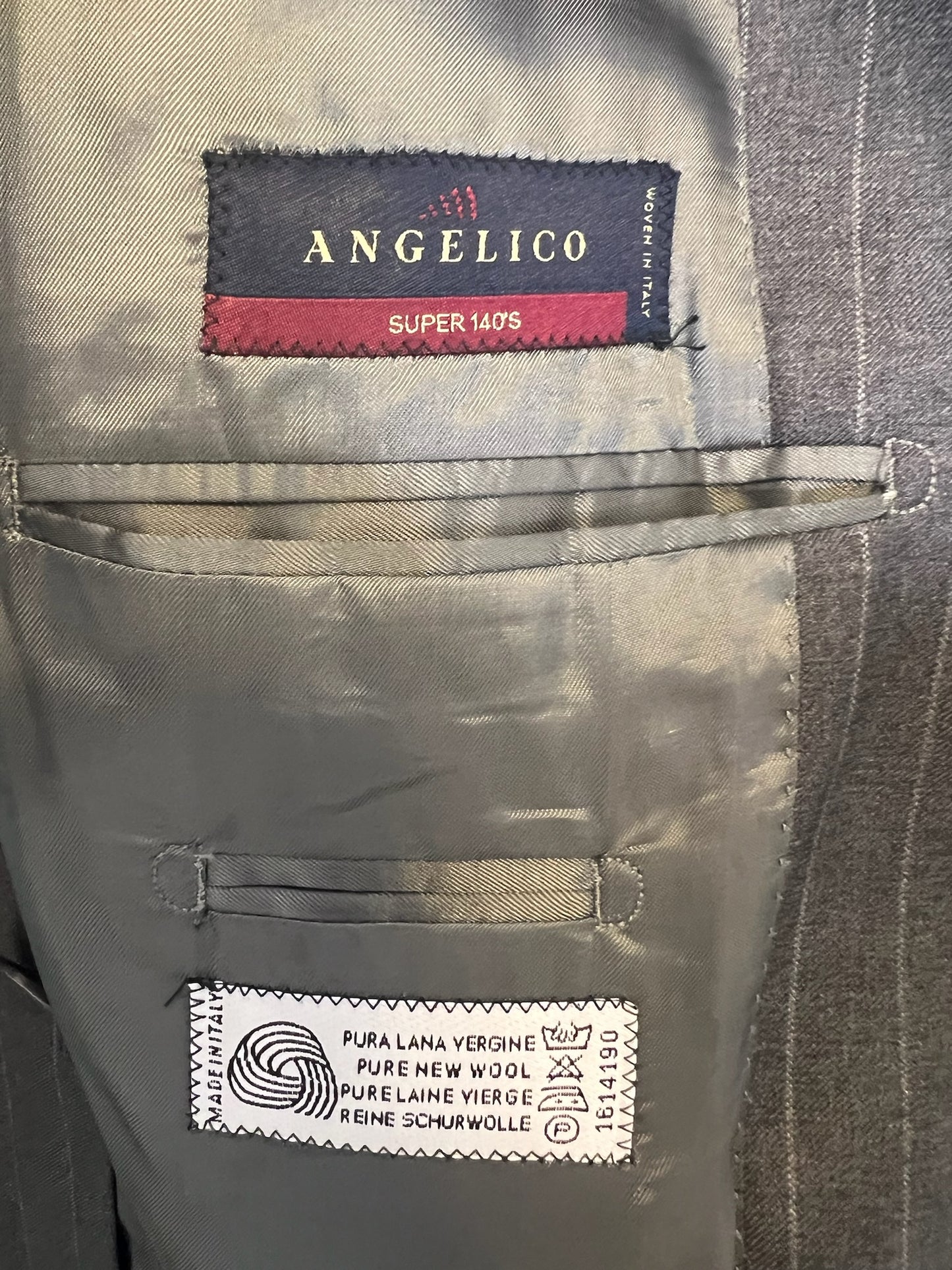 Gianni Manzoni Super 140s Italian Gray Wool Stripe 2-Piece Suit (Jacket and Pants), Size 42