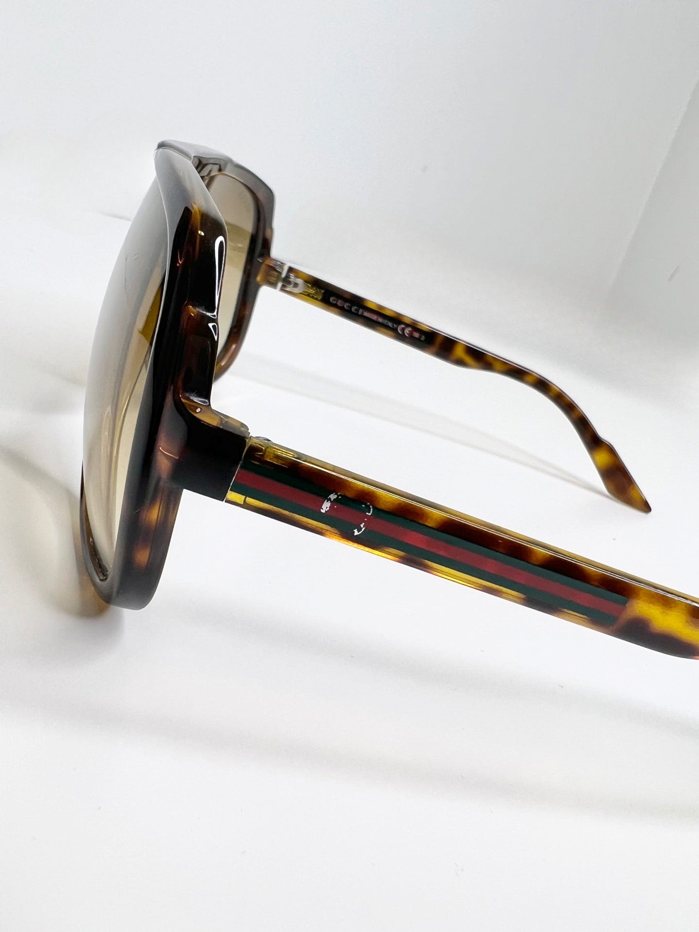 Gucci 1622 Tortoise Brown Aviator Frame Sunglasses