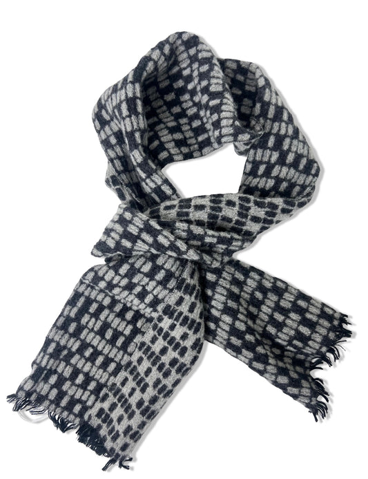 Saks Fifth Ave Patterned Navy and Gray Wool Scarf