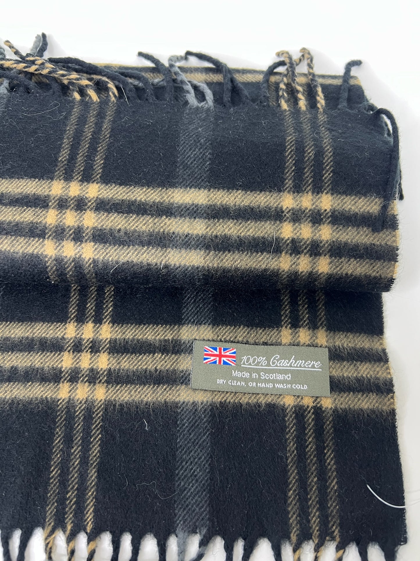 100% Cashmere Plaid Scarf