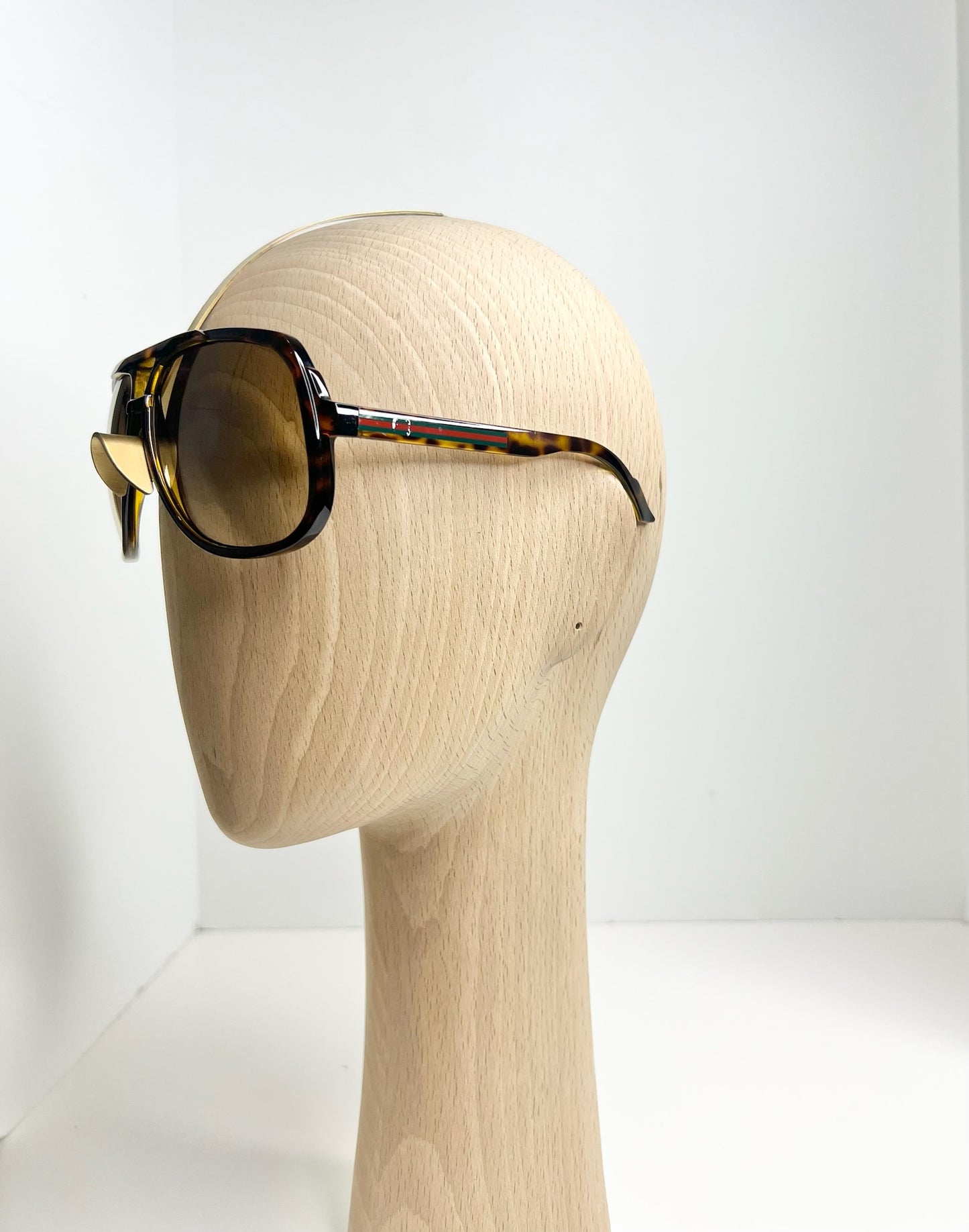 Gucci 1622 Tortoise Brown Aviator Frame Sunglasses