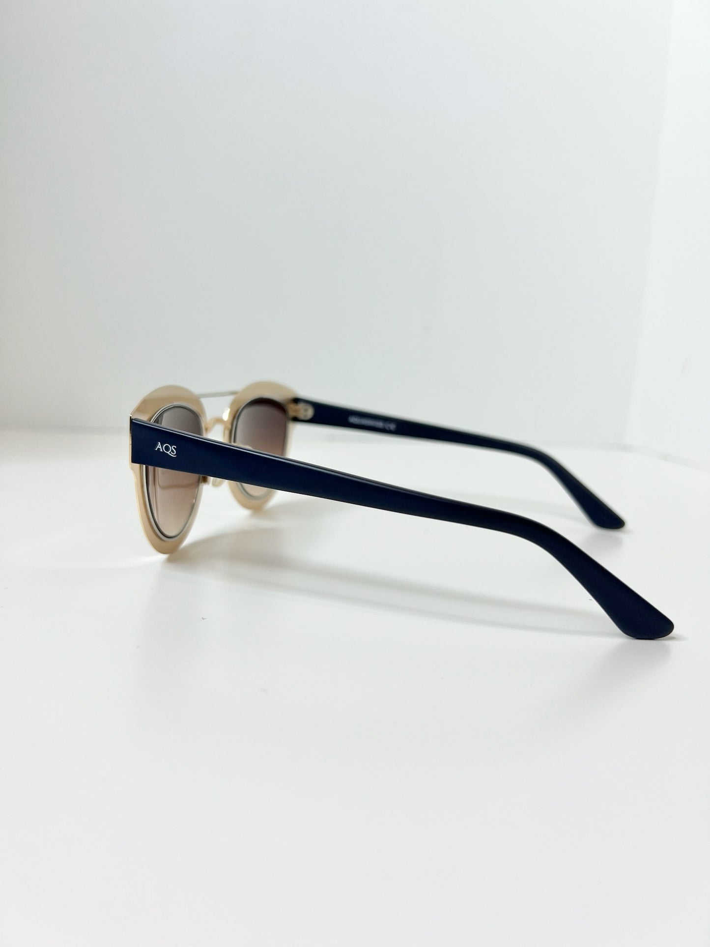 AQS Jolene Aviator Frame Sunglasses