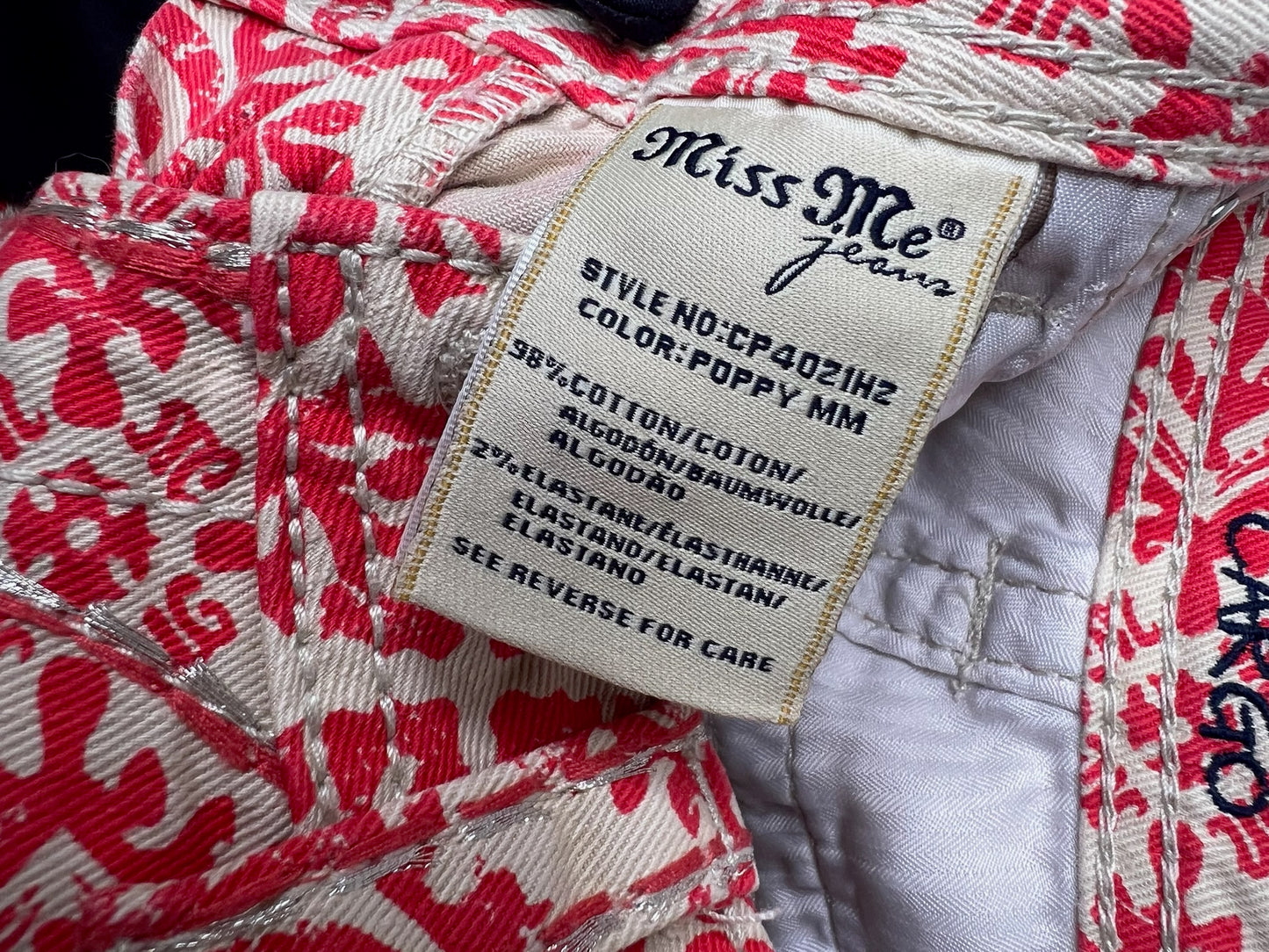 Miss Me Women's Cut Off Raw Hem Shorts Red & Tan Paisley, Size 26