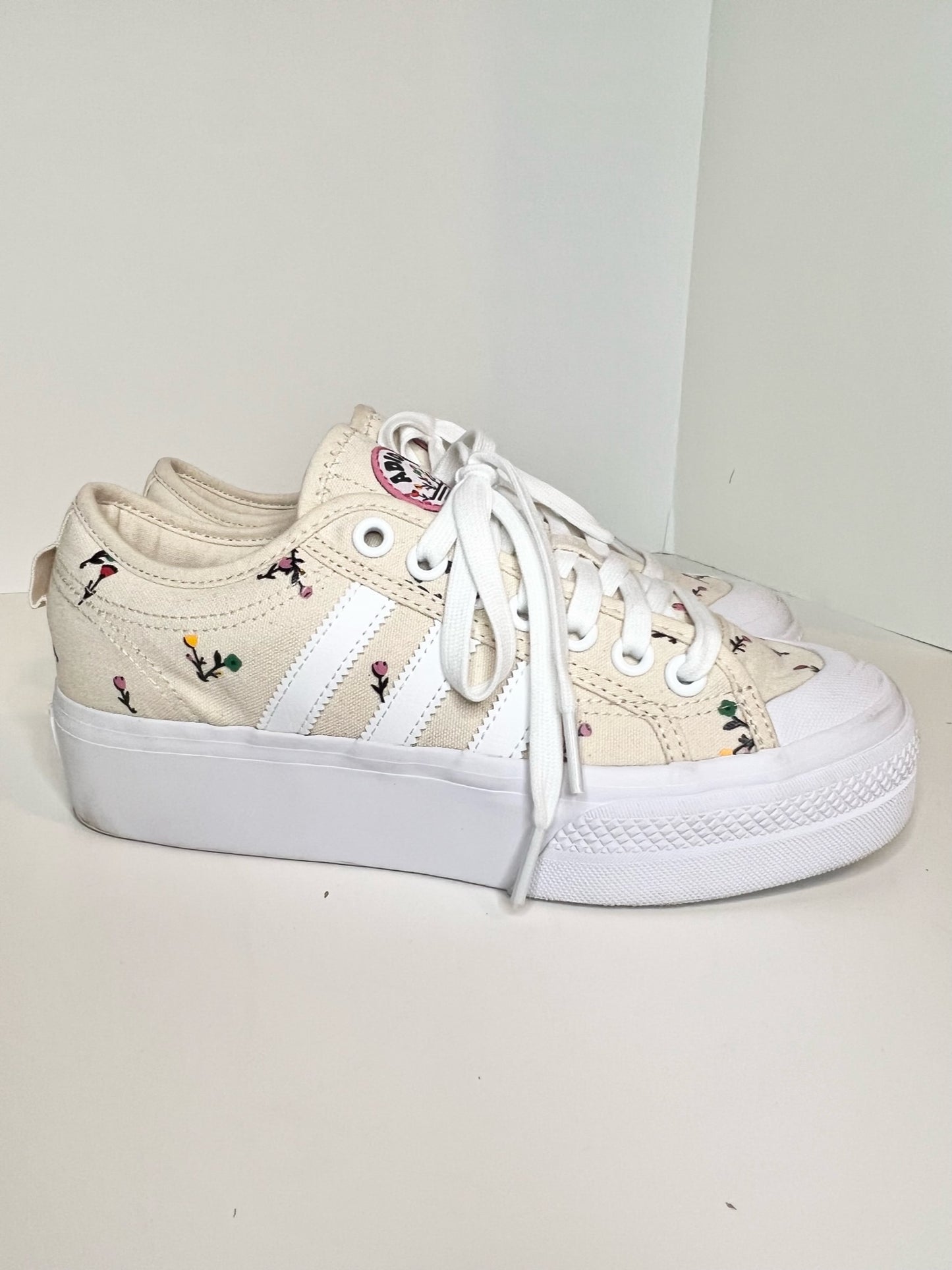 Adidas Nizza Platform Sneakers Floral Beige, Size 8