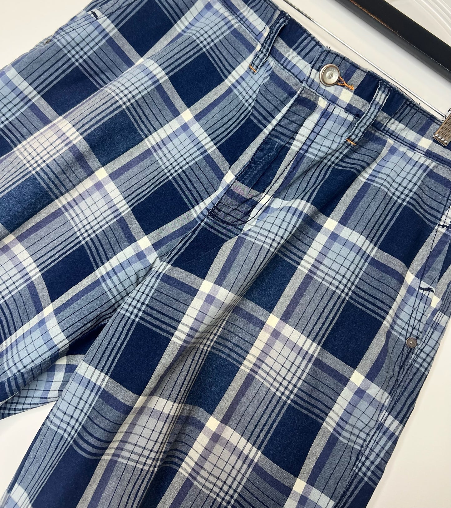 Tommy Bahama Plaid Shorts, Size 35