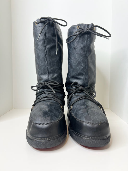 Gucci GG Supreme Men's Snow Boots, Size 39