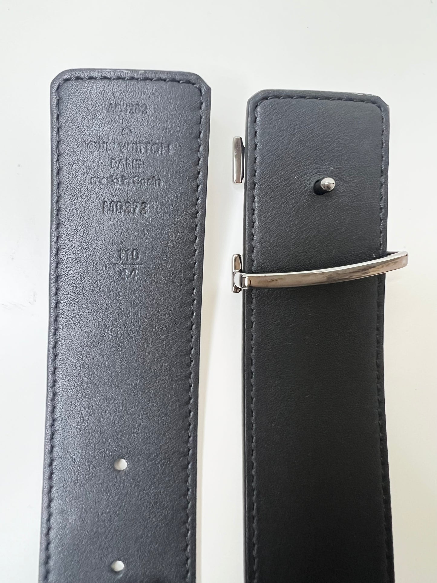 LV Initiales 40mm Reversible Belt Black & Gray, Size 110
