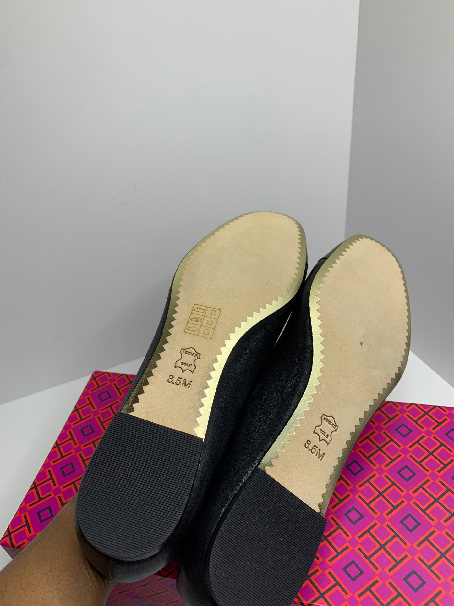 Tory Burch Chelsea Cap-Toe Ballet Flat Size 8.5