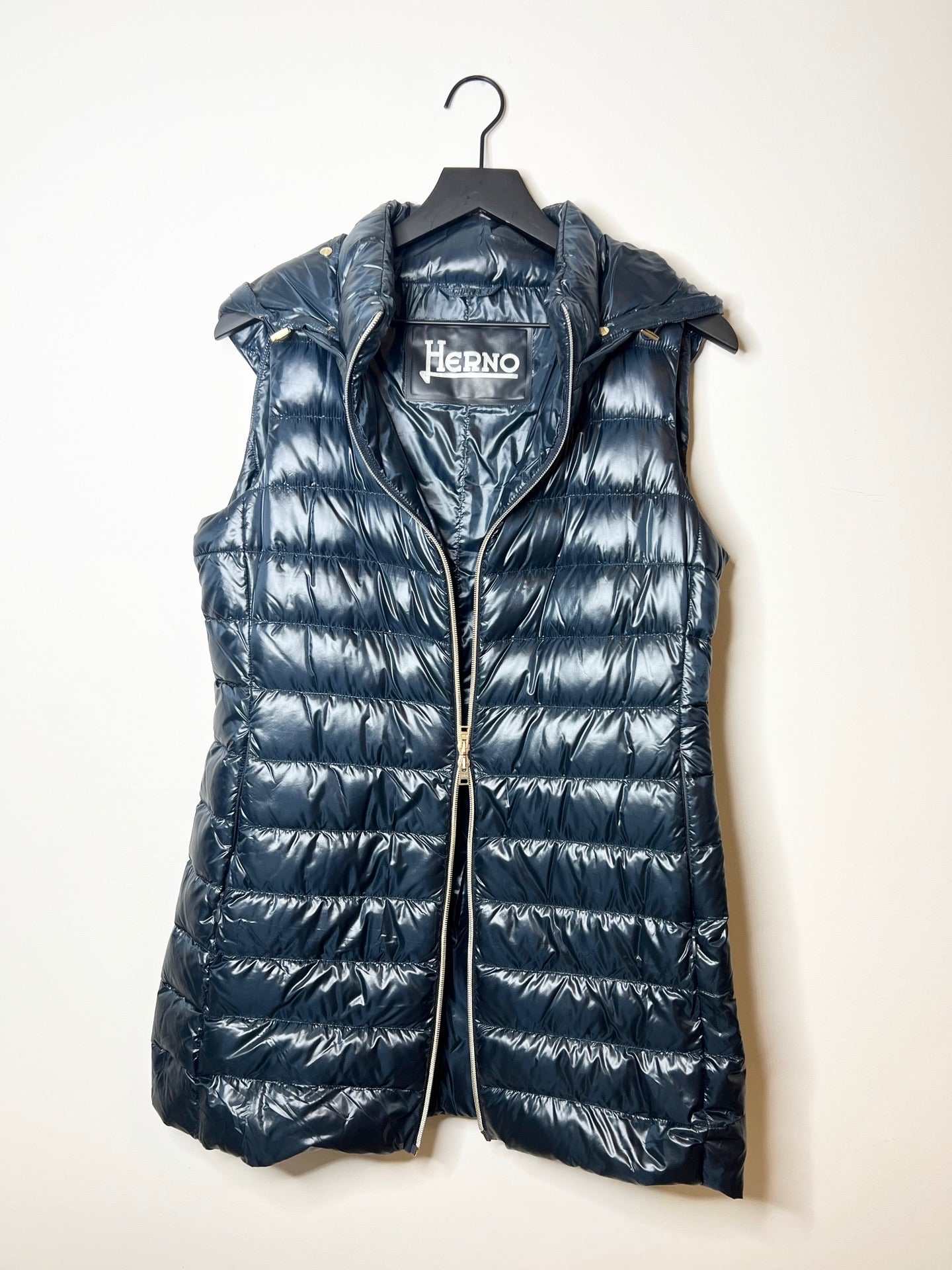 Herno Puffer Vest w/ Removable Hood, Navy, Size 10