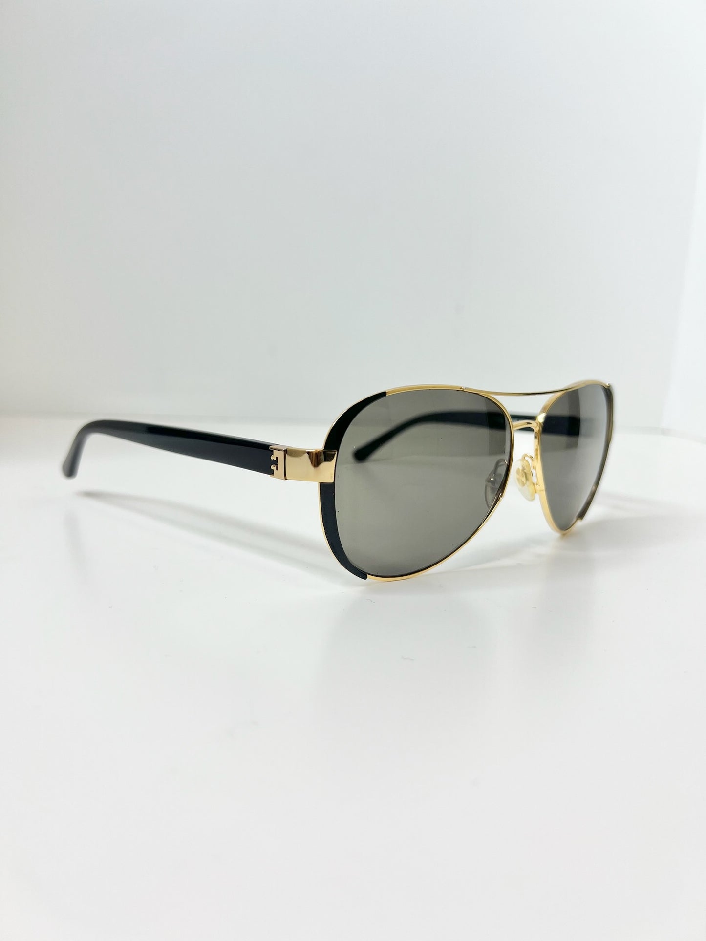 Tory Burch Oversized Gold-Tone/Black Aviator