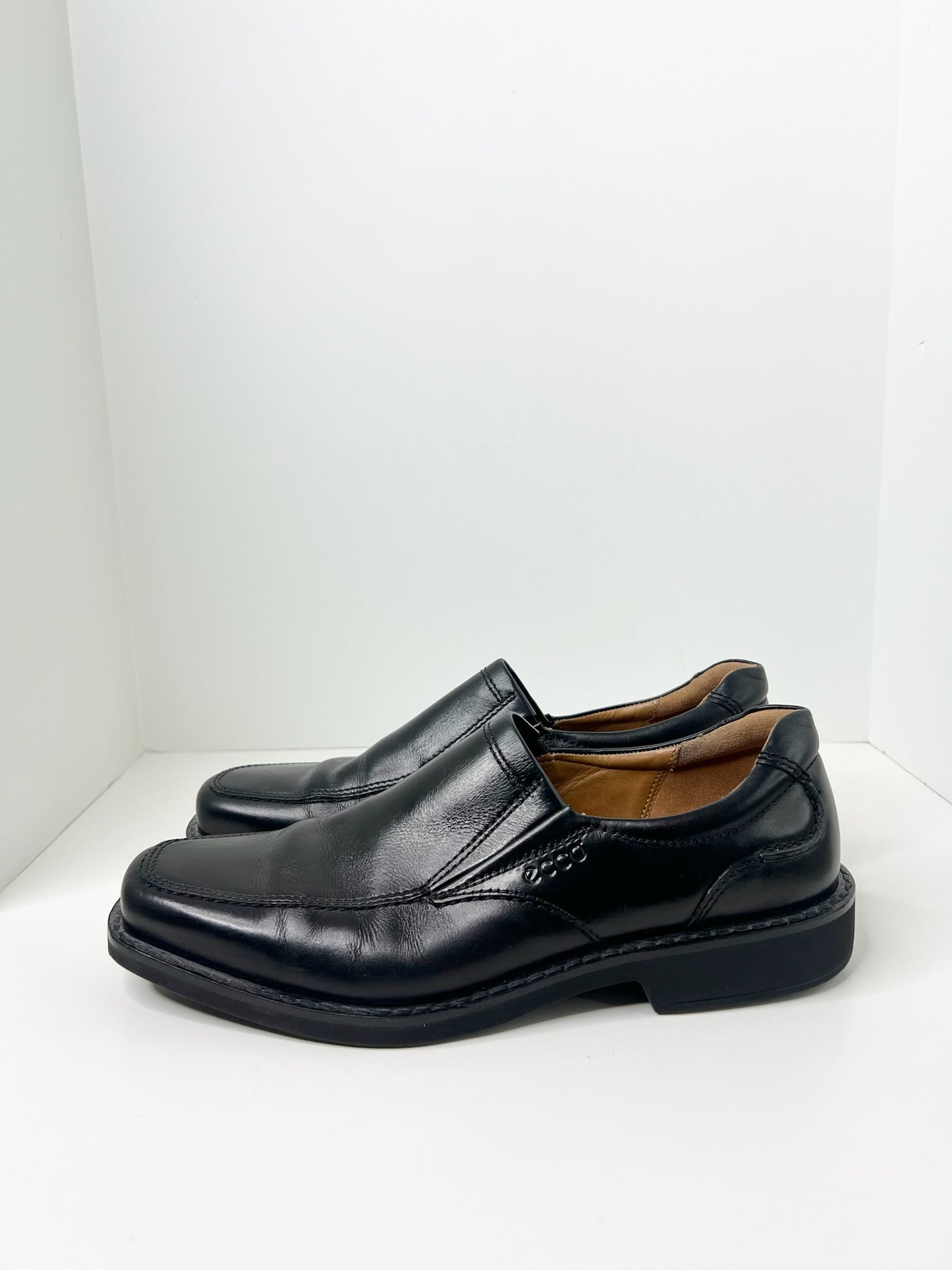 Ecco Black Leather Shoes, Size 42