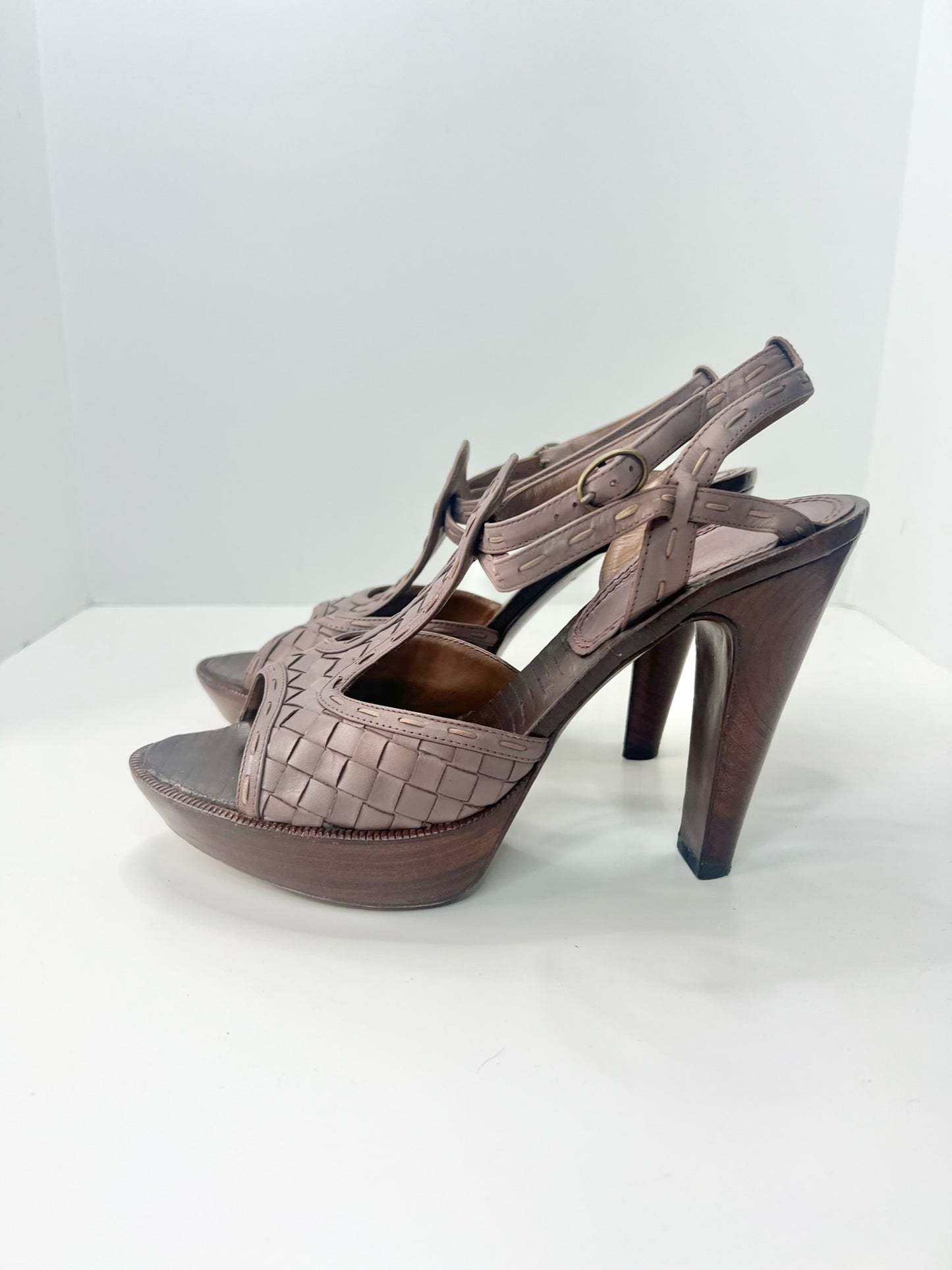 Bottega Veneta Intrecciato Leather Ankle Strap Platform Sandals, Size 38