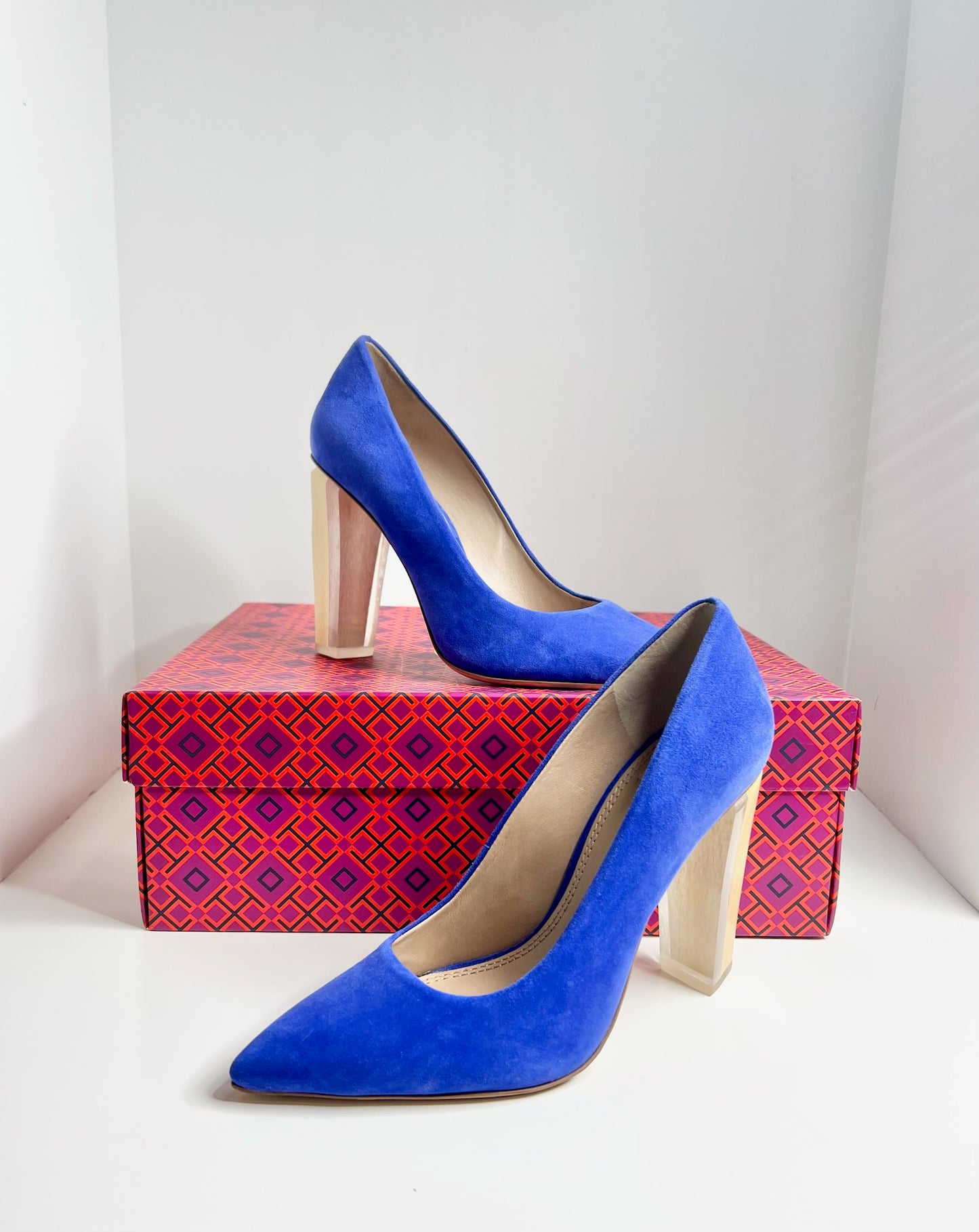 NWT! Tory Burch Silvana Suede Wood Heel Pumps, Size 7