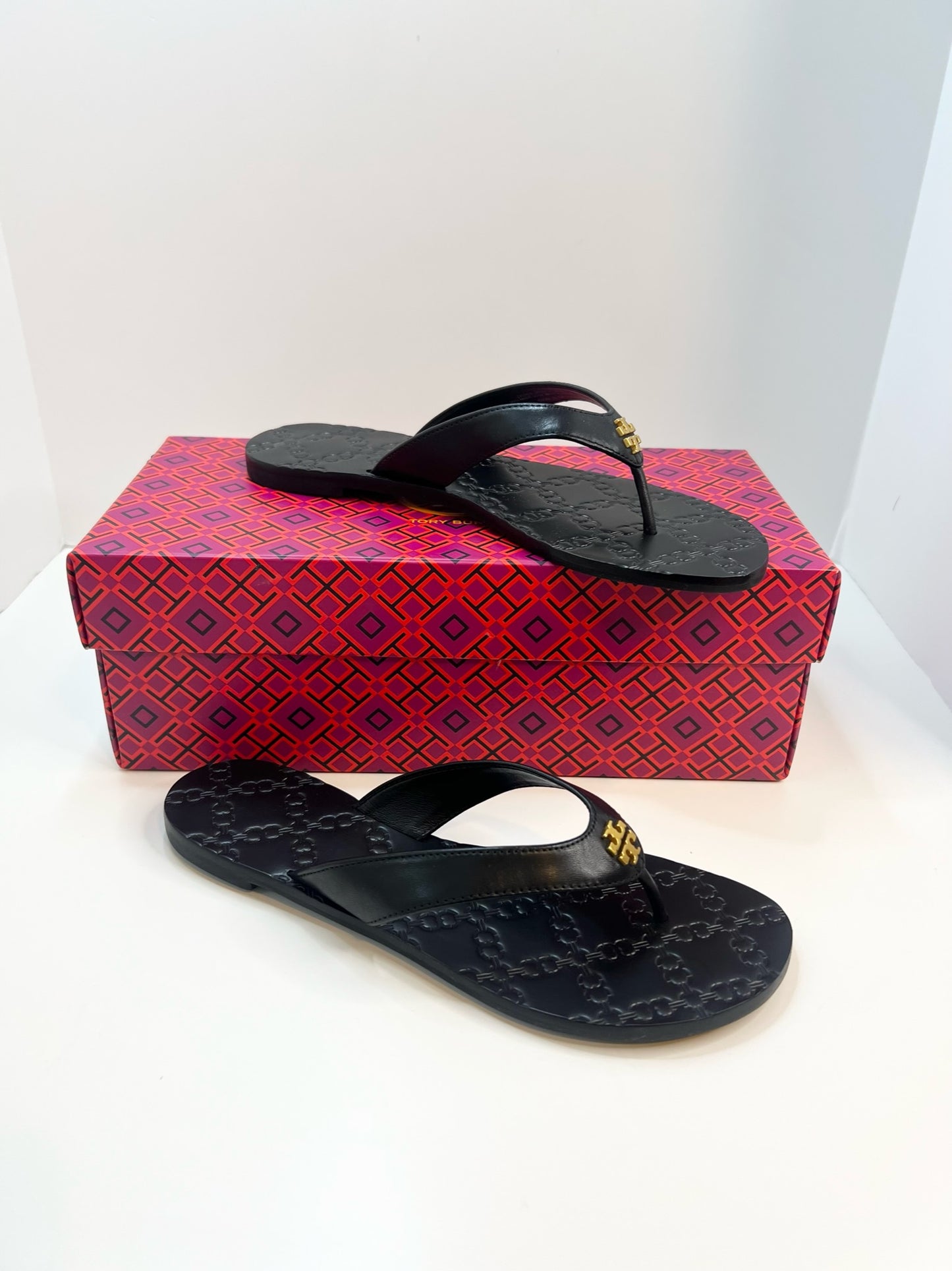 NWT! Tory Burch Monroe Thong Black Sandal, Size 6.5