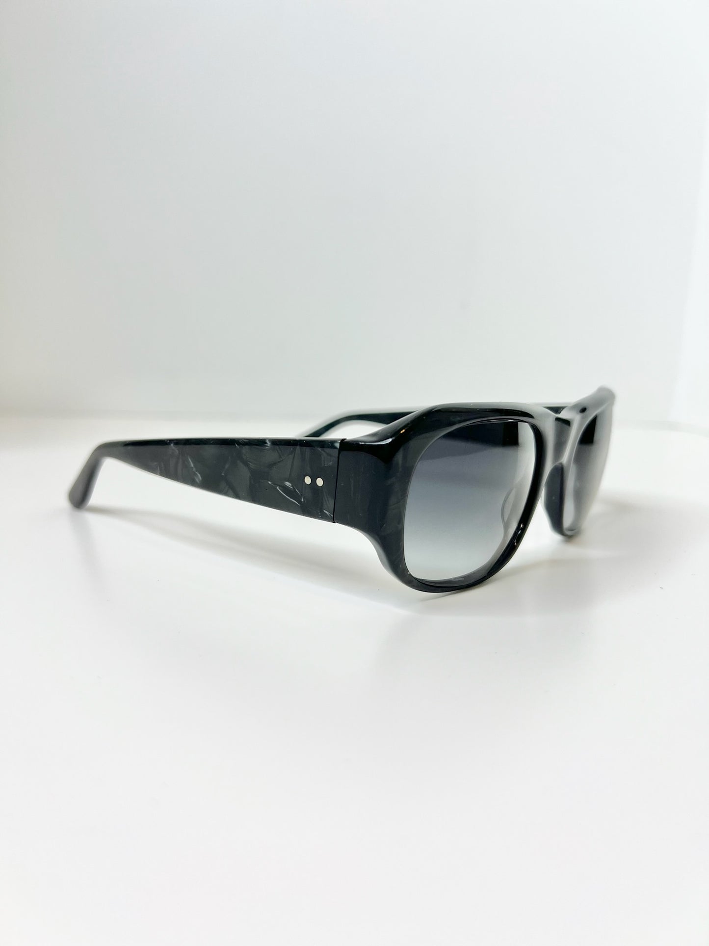 Oliver Goldsmith Marble Olive Renzo