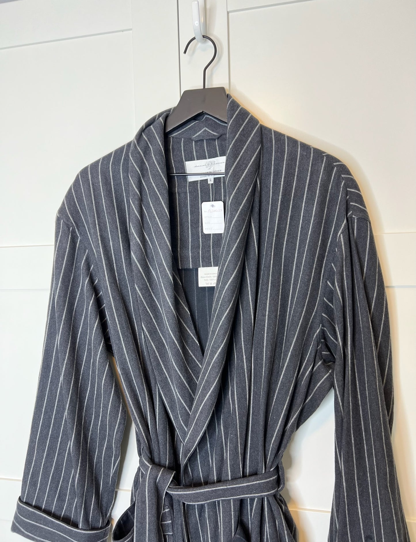 Daniel Hanson Cotton Gray Stripe Robe, Size L