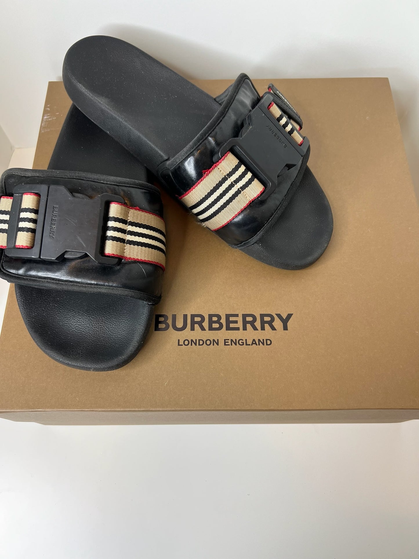 Burberry Men's Cameron Slide Sandals, Size 45