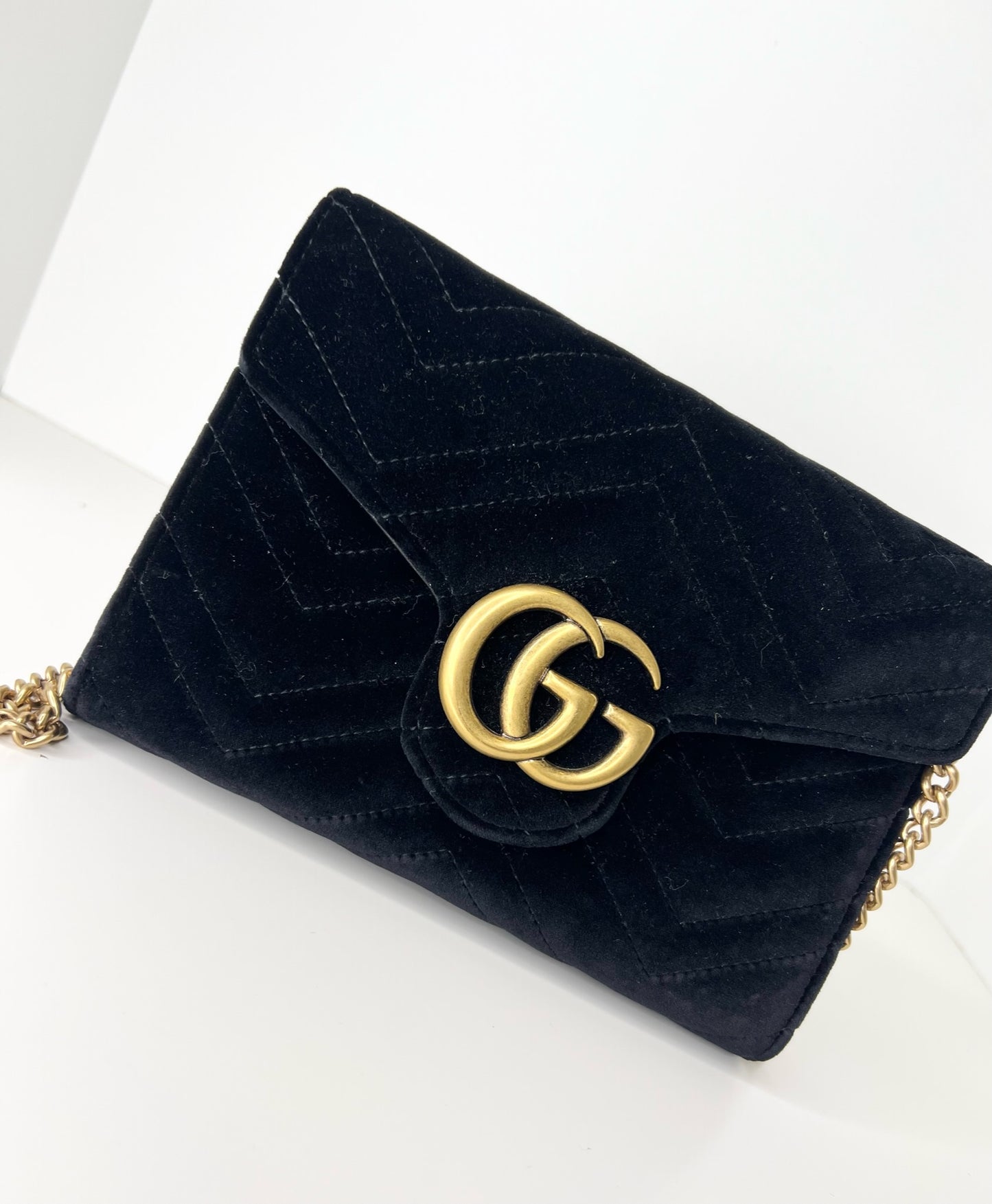 Gucci GG Marmot Black Velvet Wallet on Chain