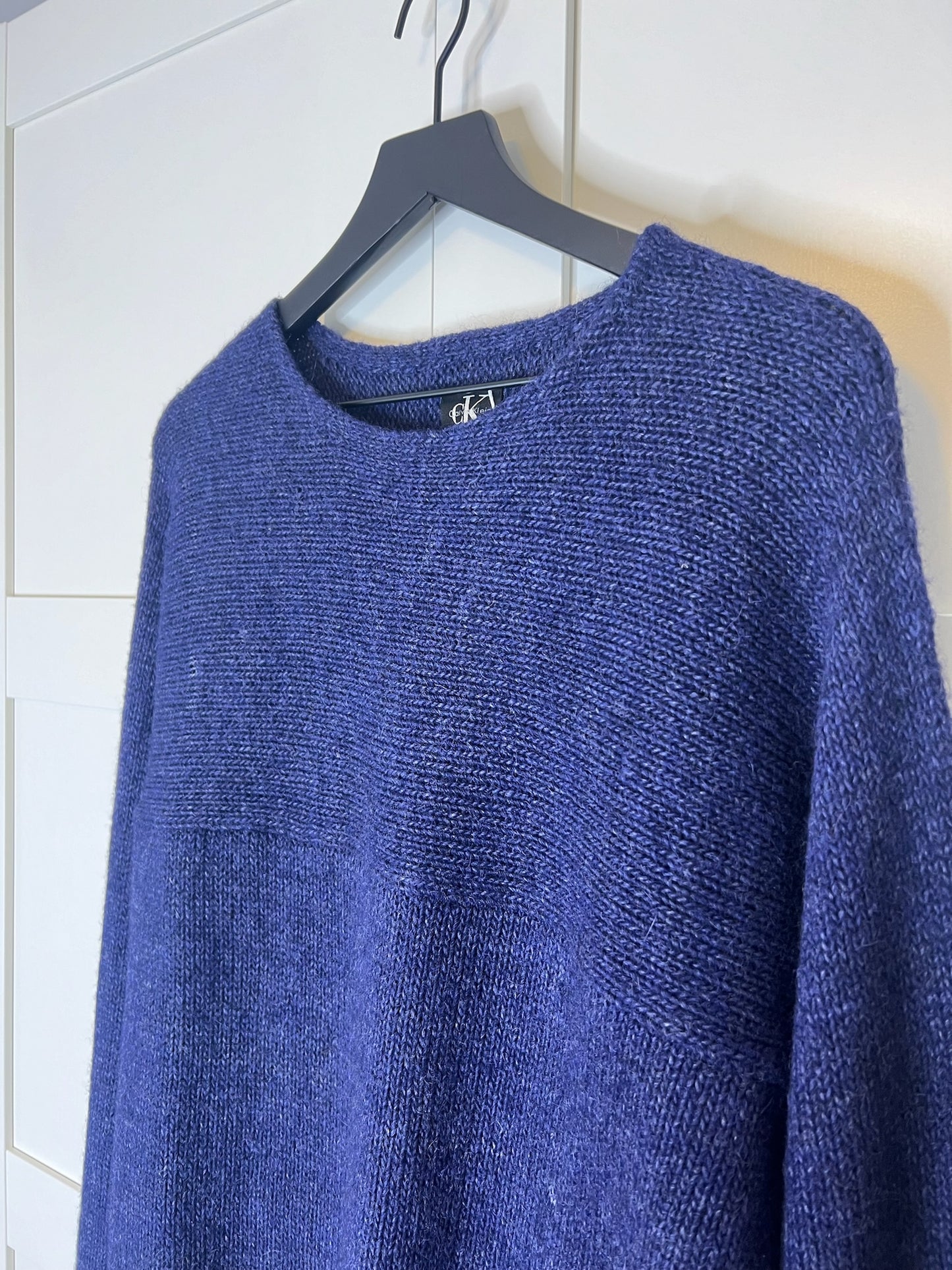 Calvin Klein Wool Knit Navy Sweater, Size Medium