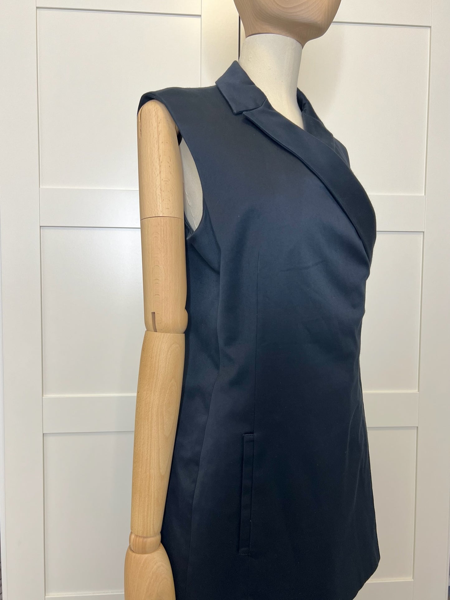 Calvin Klein Collection Navy Wrap Vest 2-Piece Suit, Vest and Pants