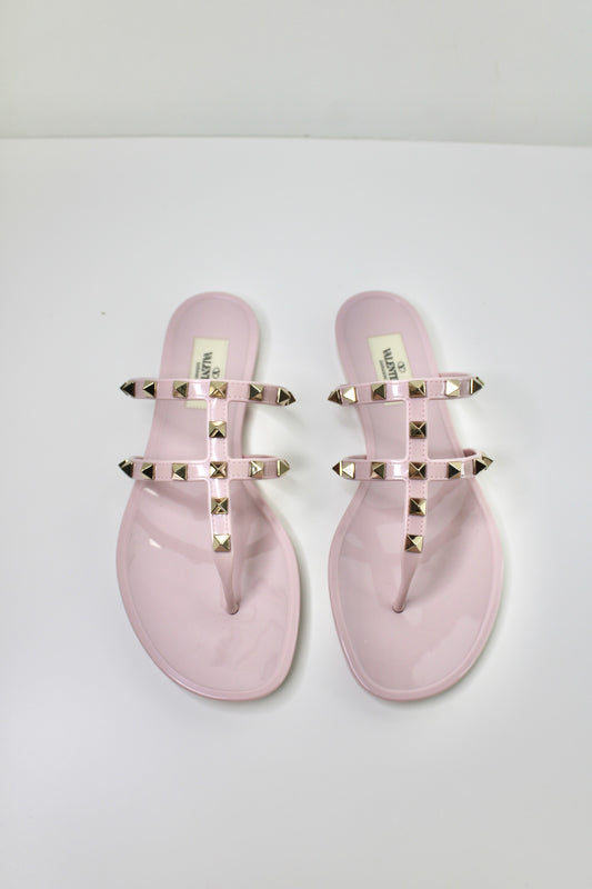 Valentino Garavani Rockstud Flat Rubber Sandal, Size 37