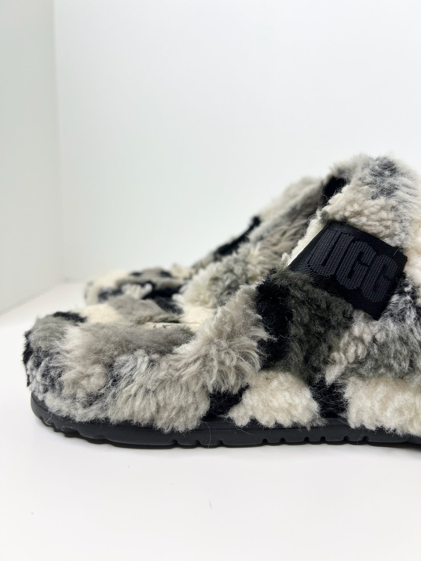 UGG Fluff You Cali Collage Men Gray Slipper, Size 12