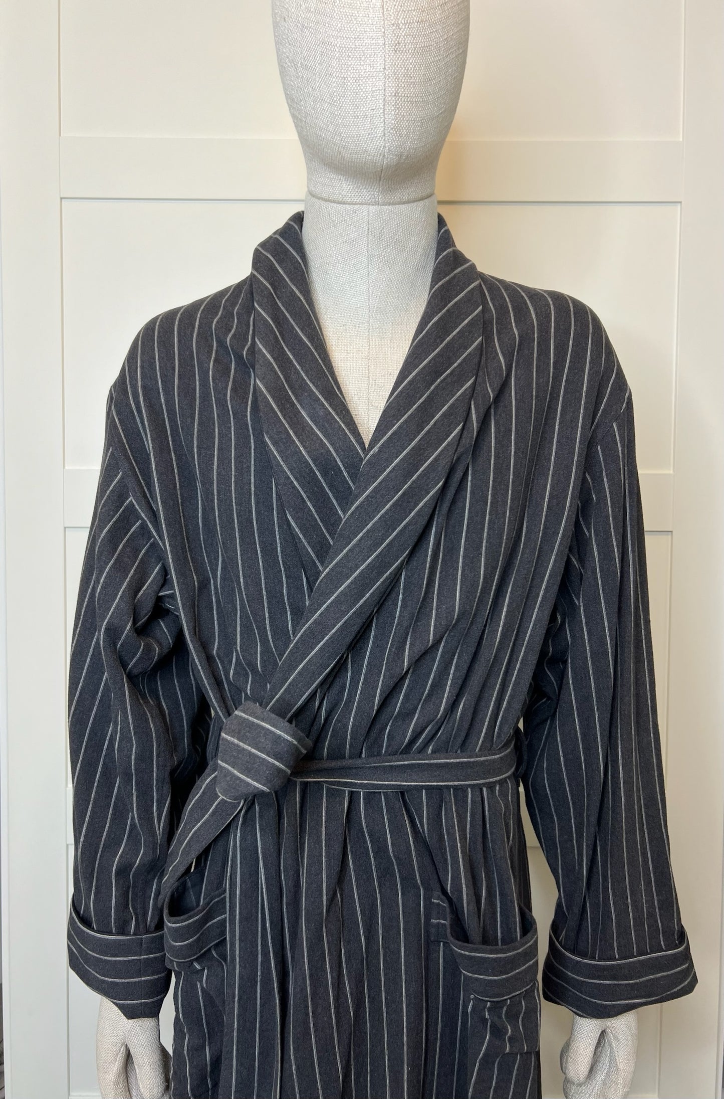 Daniel Hanson Cotton Gray Stripe Robe, Size L