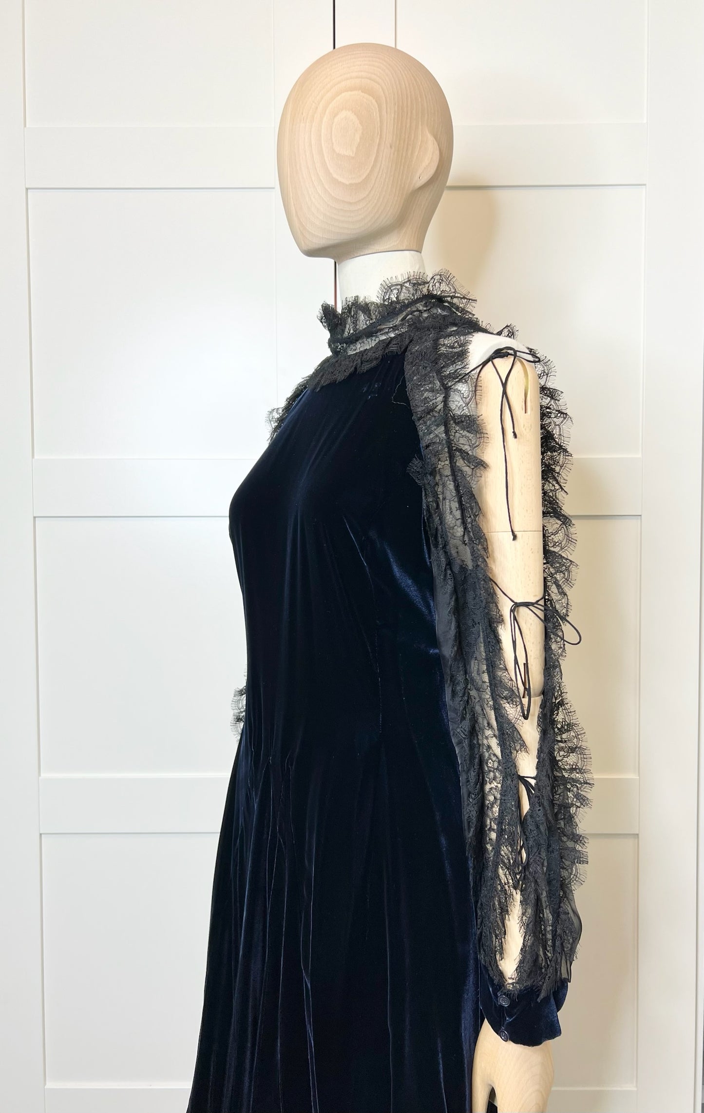 Christian Dior Navy Velvet Dress w/ Black Lace, Size 44