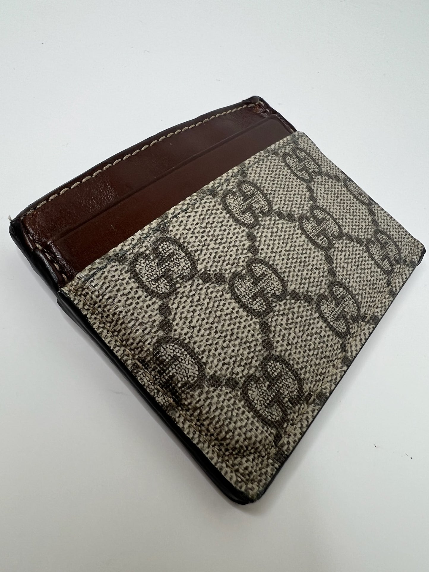 Gucci Supreme Monogram Card Case