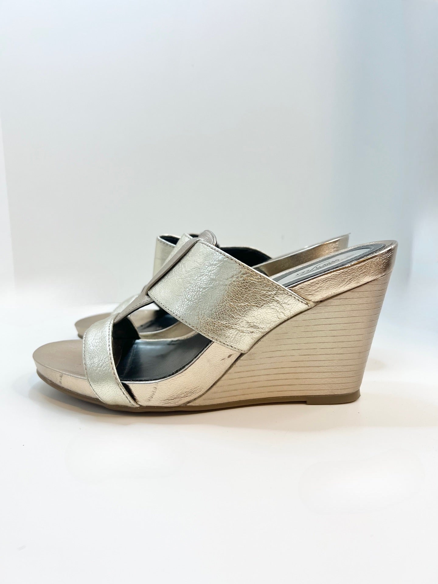 Alfani Plymouth Metallic Wedge, Size 8.5