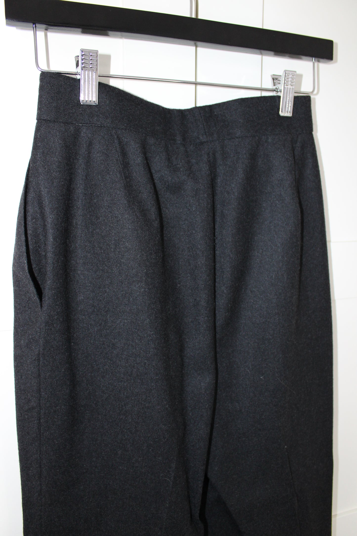 Chanel Dark Gray Wool & Cashmere Pleated Trousers, Size 36