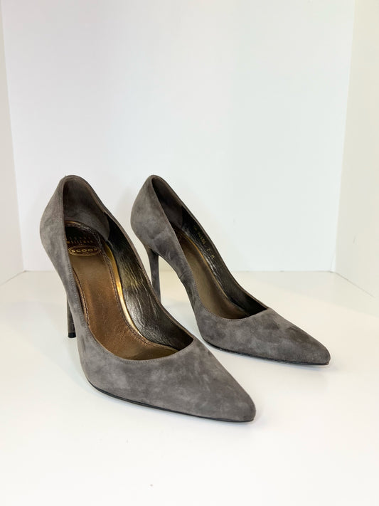 Stuart Weitzman Suede Gray Pumps Size 7