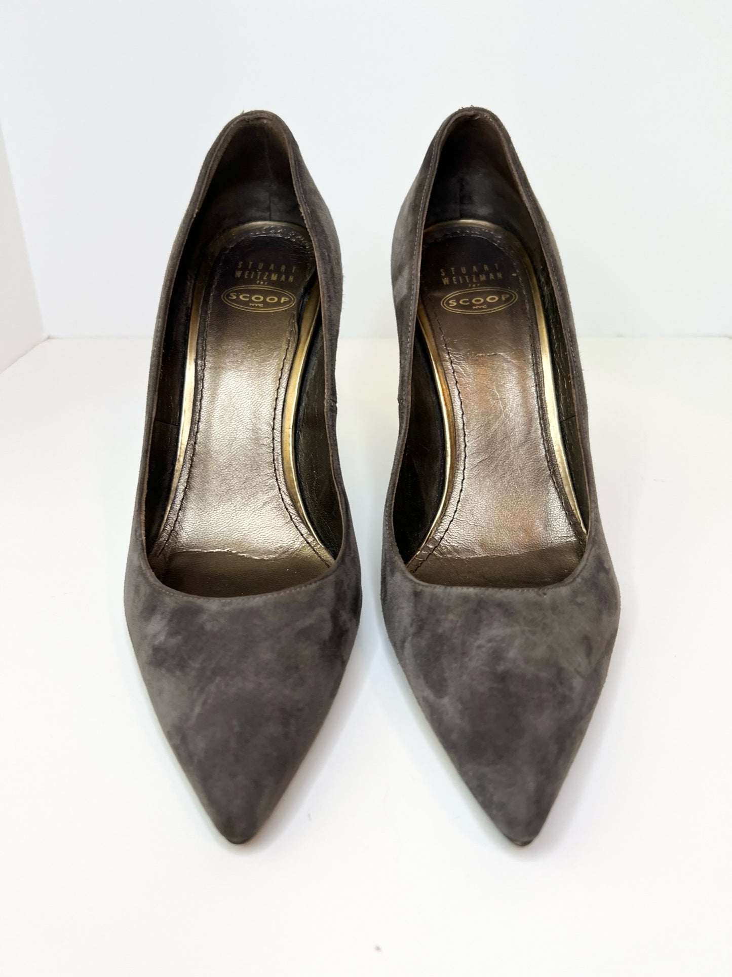 Stuart Weitzman Suede Gray Pumps Size 7