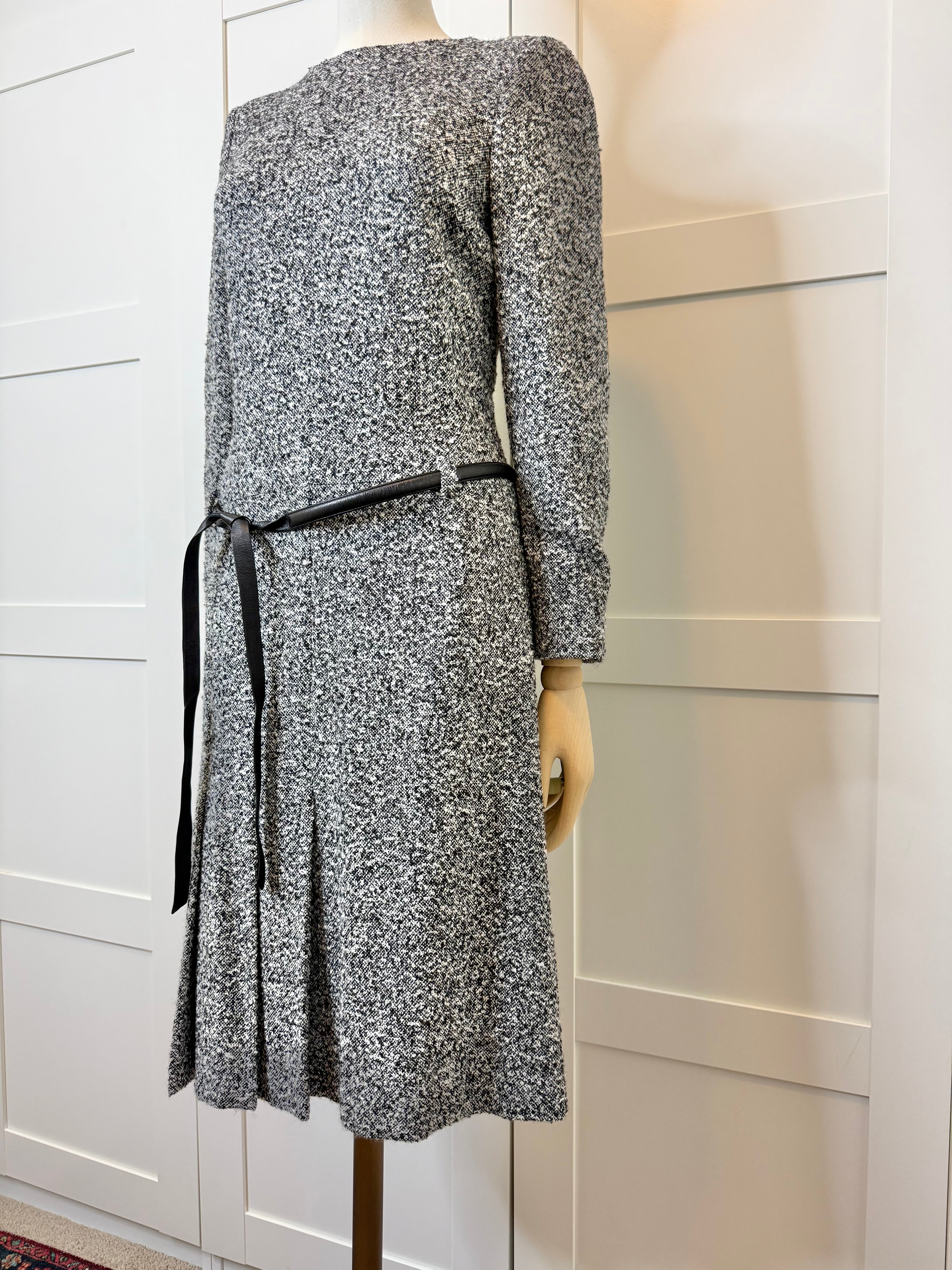 Oscar de la Renta Black & White Tweed Belted Dress, Size 4