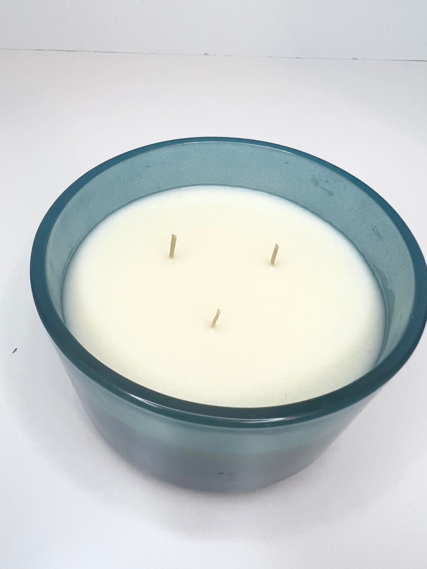 Pier 1 Imports 3 Wick Candle - Sea Air