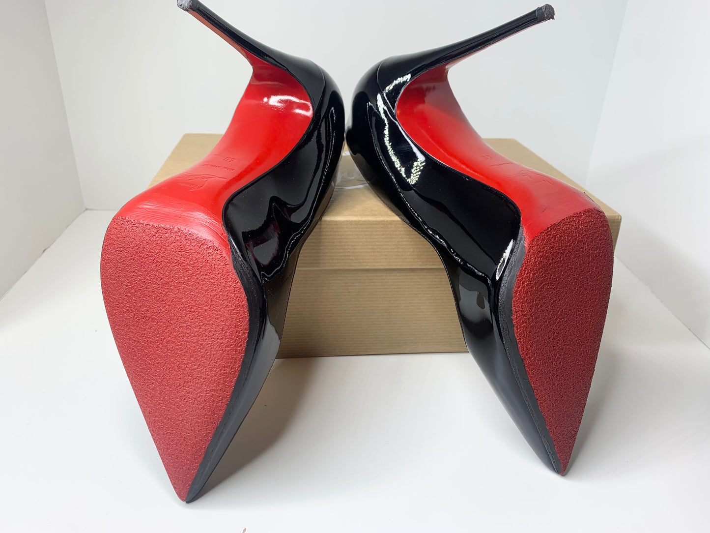 Christian Louboutin Pigalle Follies, Black Patent Size 40