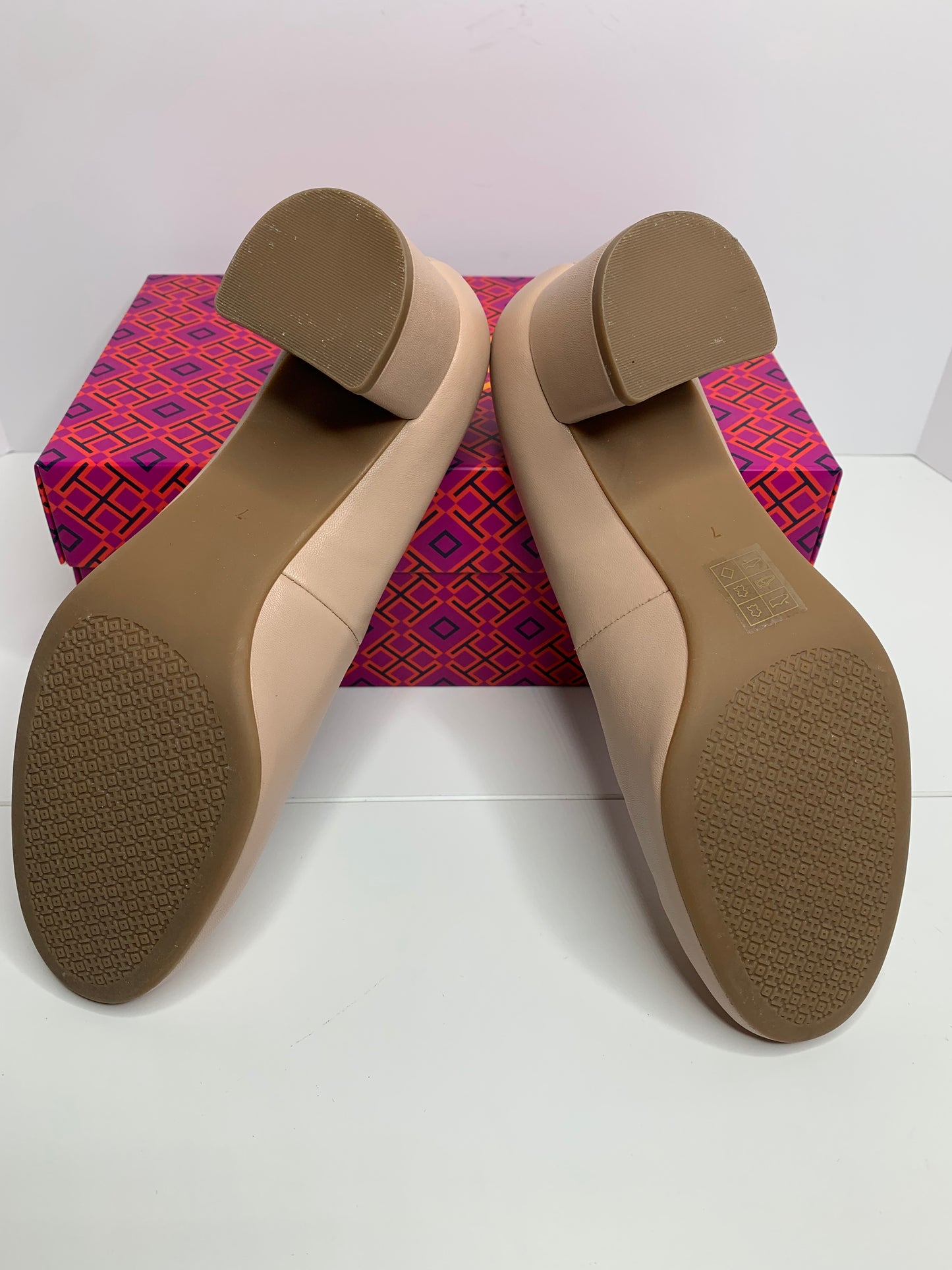 Tory Burch Chelsea Pump Size 7