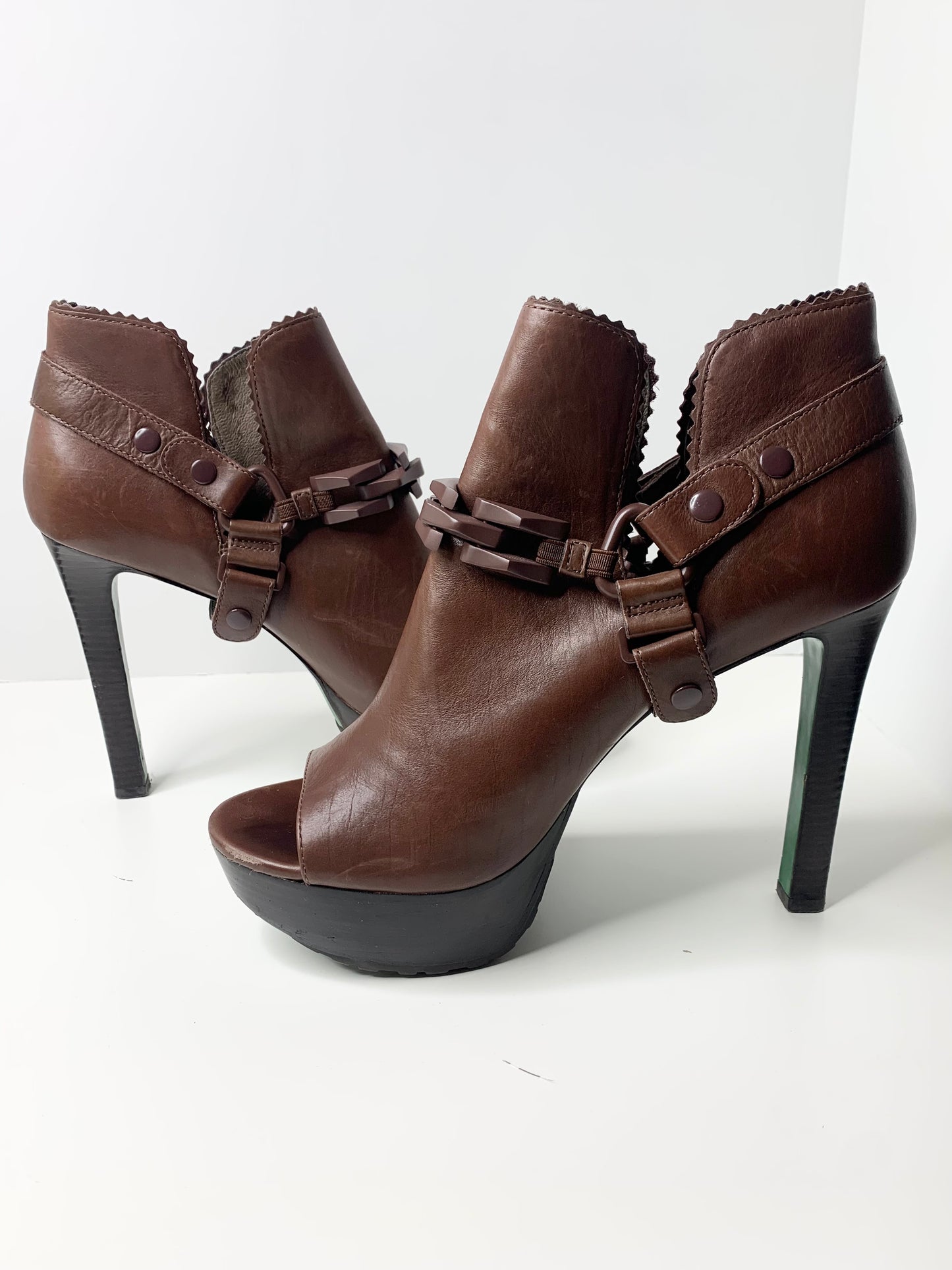 Lisa for Donald J Pliner Booties Size 9.5