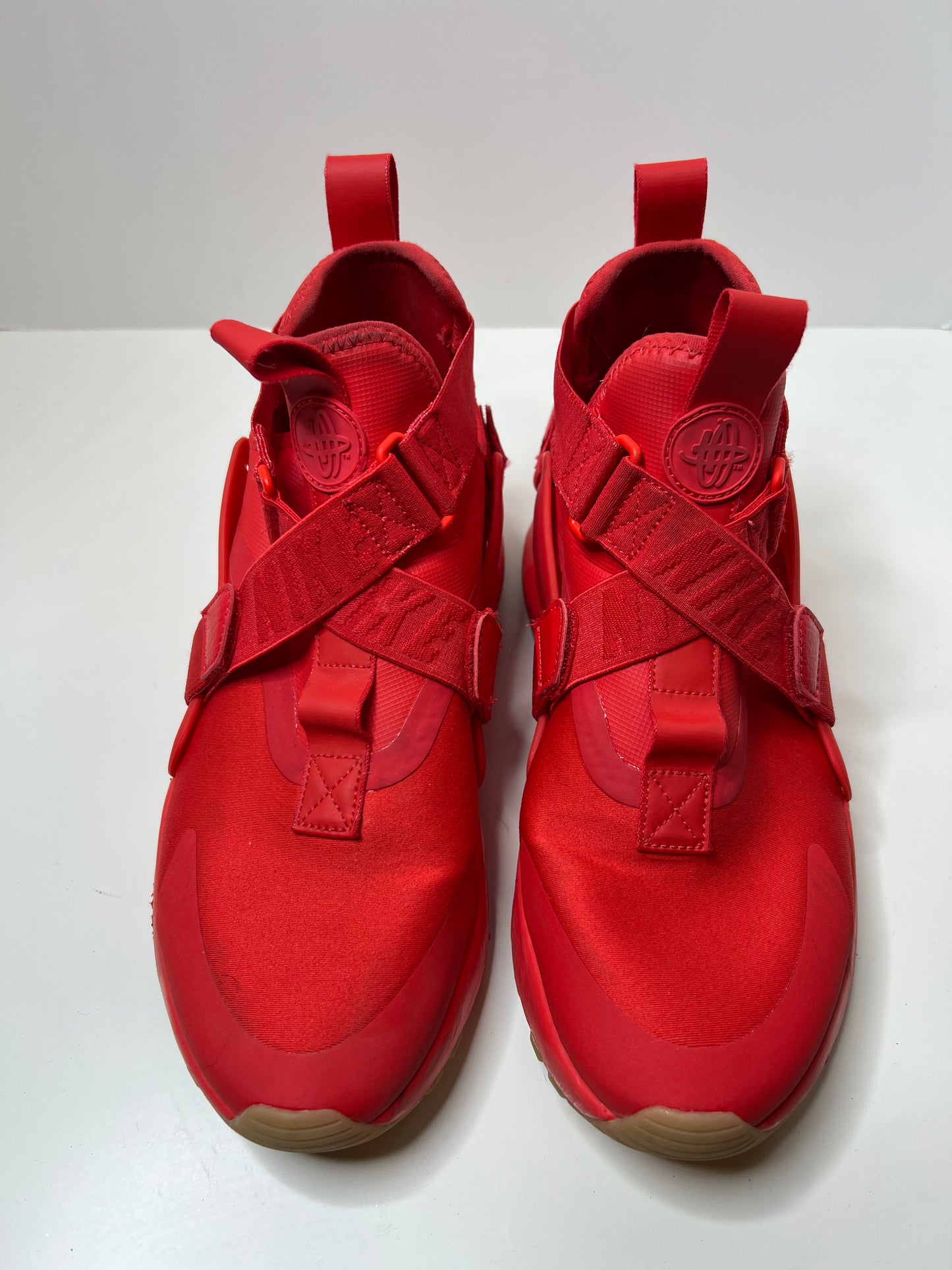 Nike Women's Red Air Huarache, Size 9.5