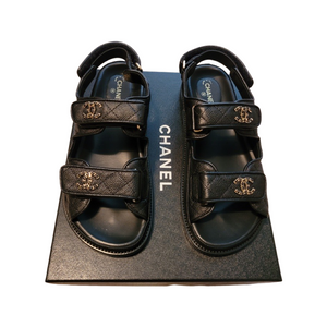 Chanel Grained calf leather Velcro Dad Sandals 37 Black ref.928038 - Joli  Closet