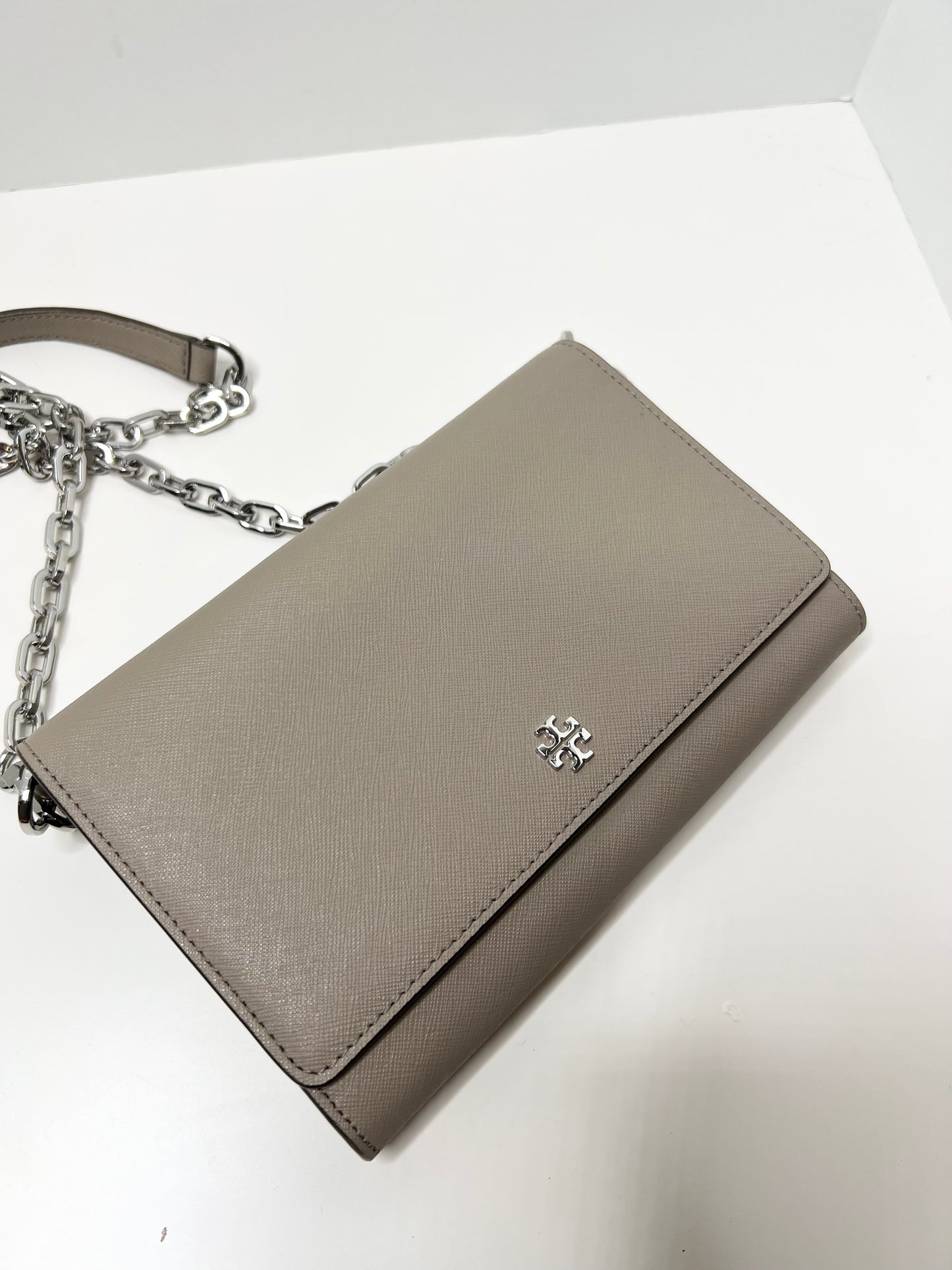 Tory Burch Robinson Chain Wallet