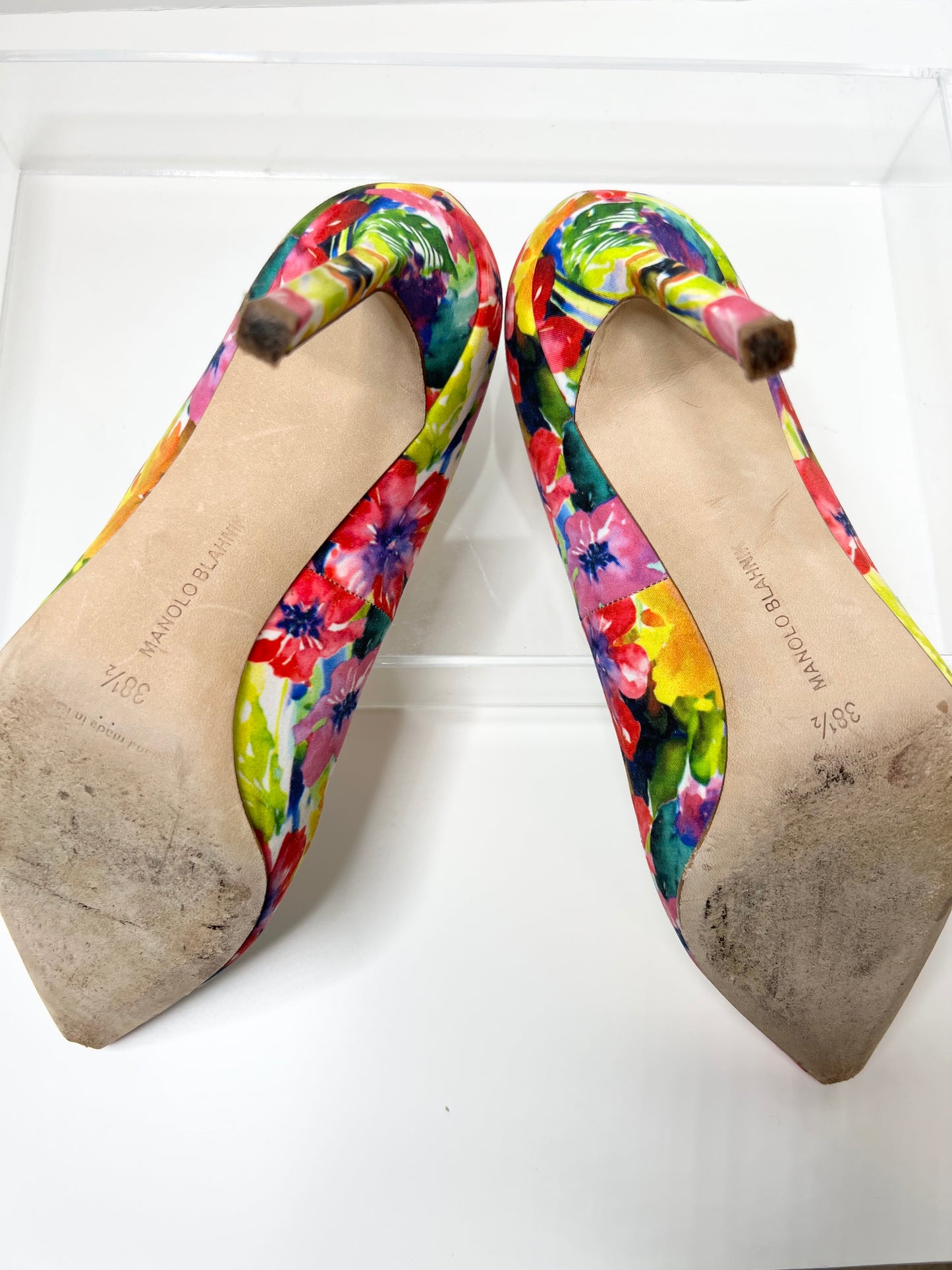 Manolo Blahnik Floral Print BB Pumps Size 38.5