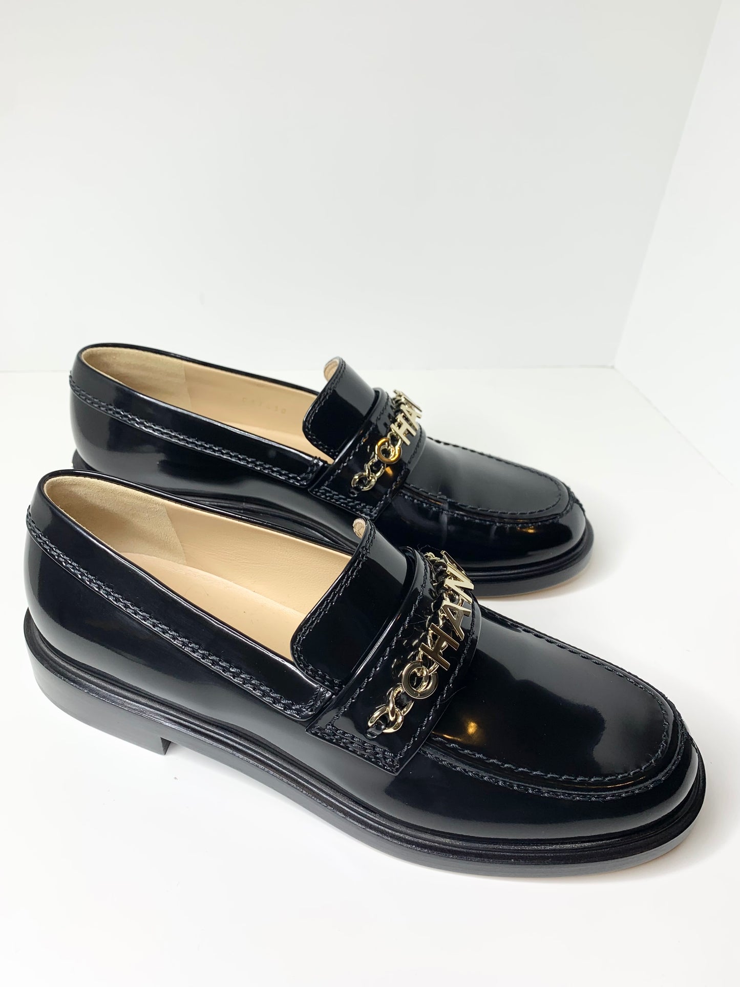 NWT Chanel Shiny Calfskin Loafers 38.5 Black