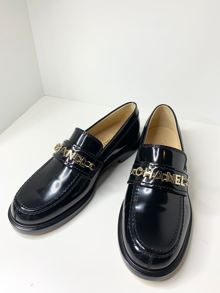 CHANEL 15A 2015 Glazed Calfskin Leather Loafers Moccasin Shoes Dark Purple  $850