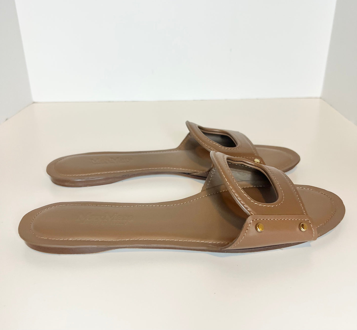 Max Mara brown leather slide, Size 39.5