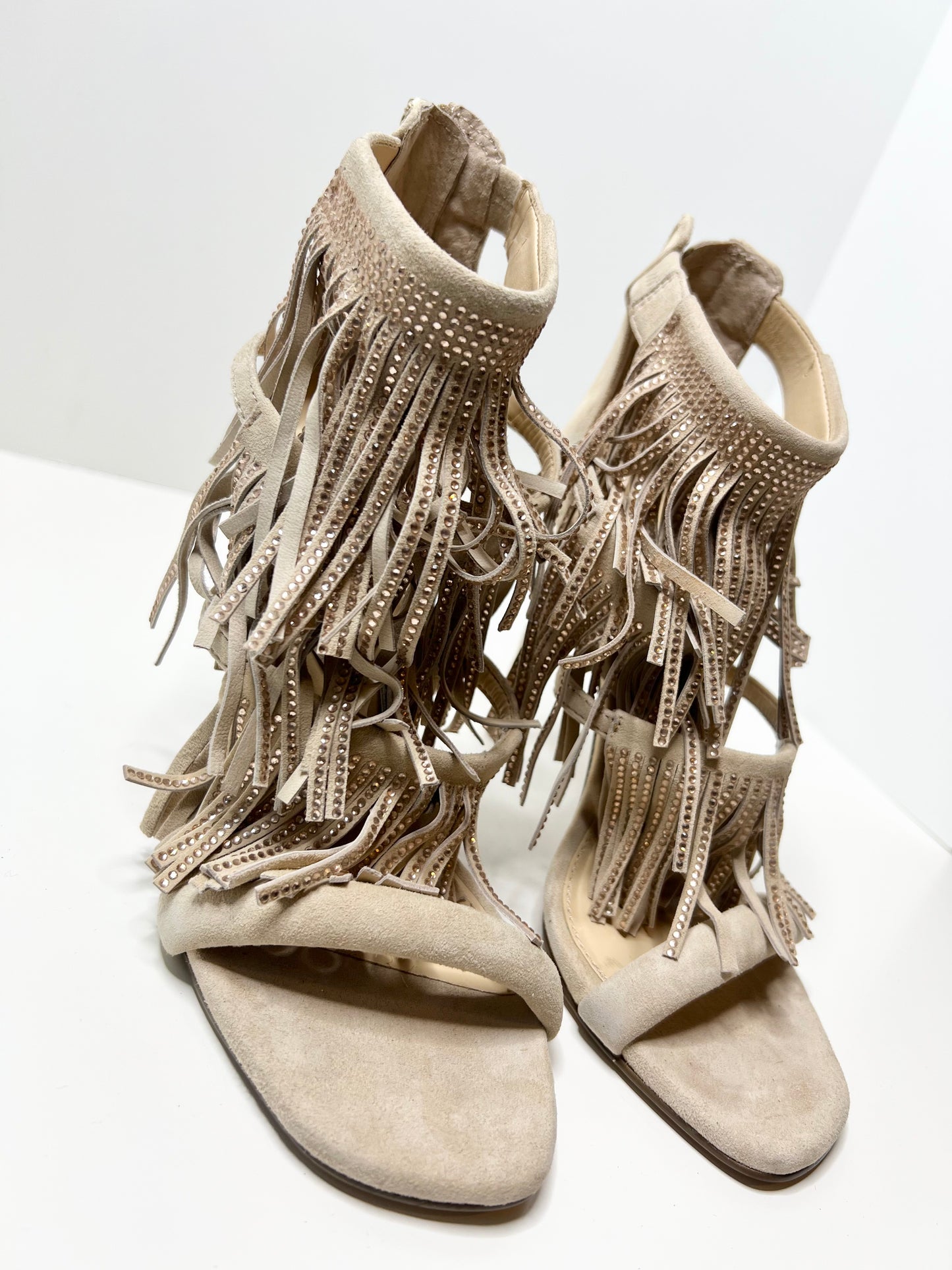 Steve Madden Fringly Blush Suede Heels, Size 7