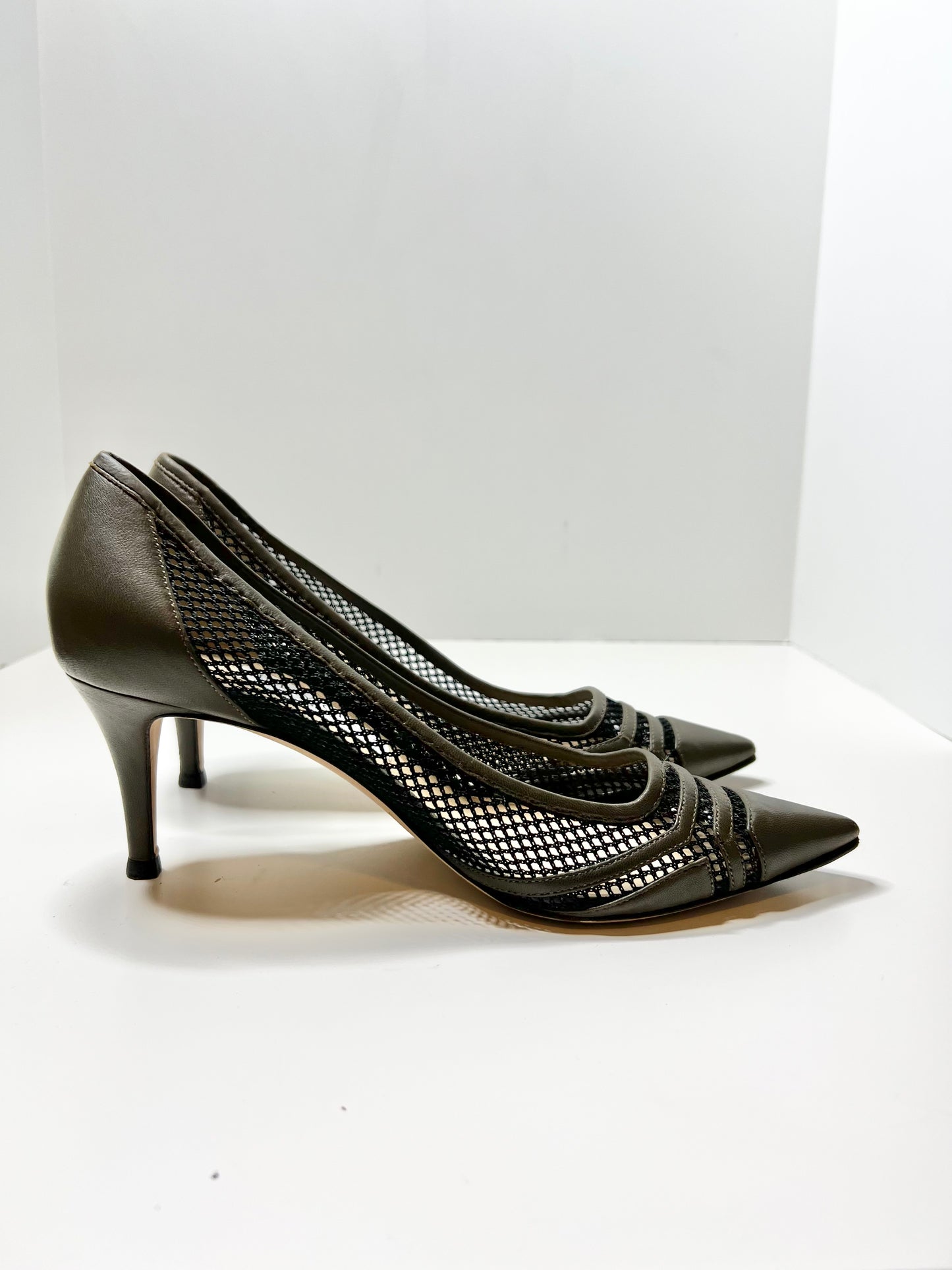 Jimmy Choo Leather Mesh Accents Pump, Size 39